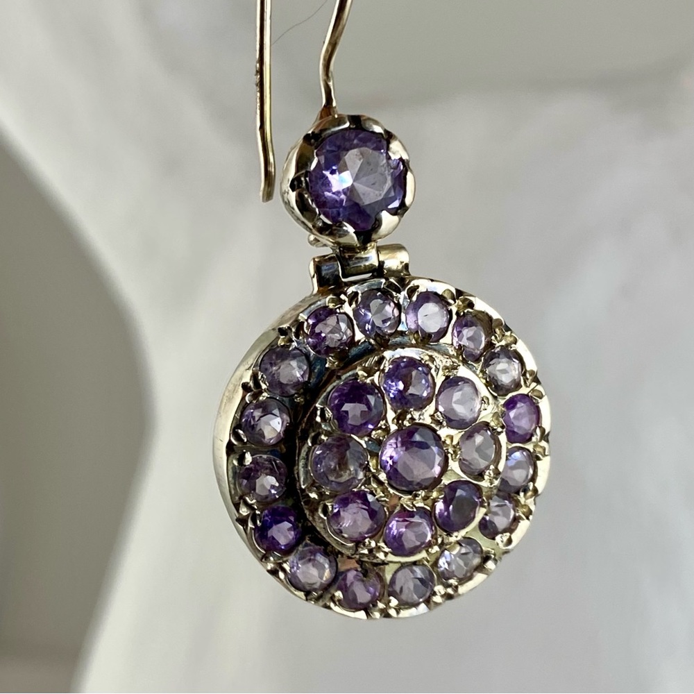 Vintage Amethyst and Silver Medallion Drop Earrings - Picture 4 of 8